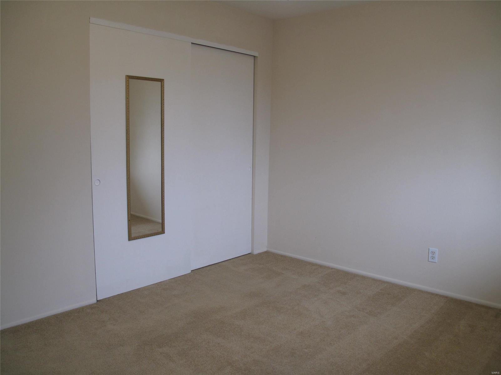 Sakura Gardens Condo - Residential