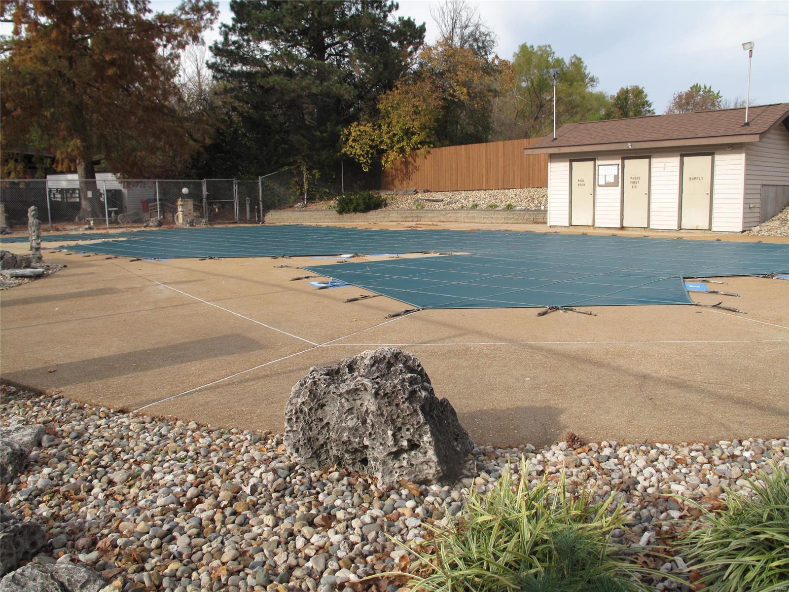 Sakura Gardens Condo - Residential