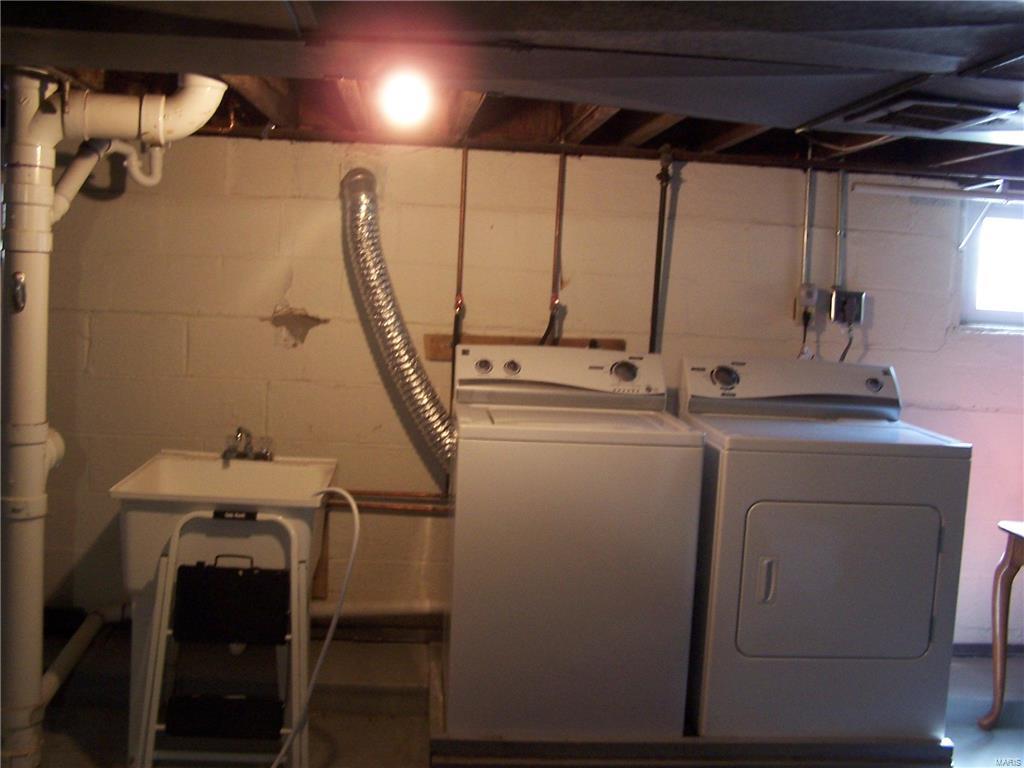 Breckenridge Place - Residential Lease