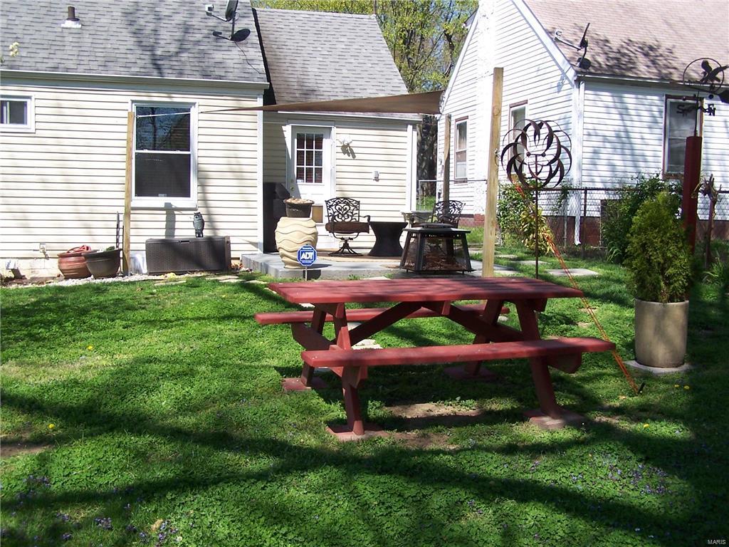 Breckenridge Place - Residential Lease