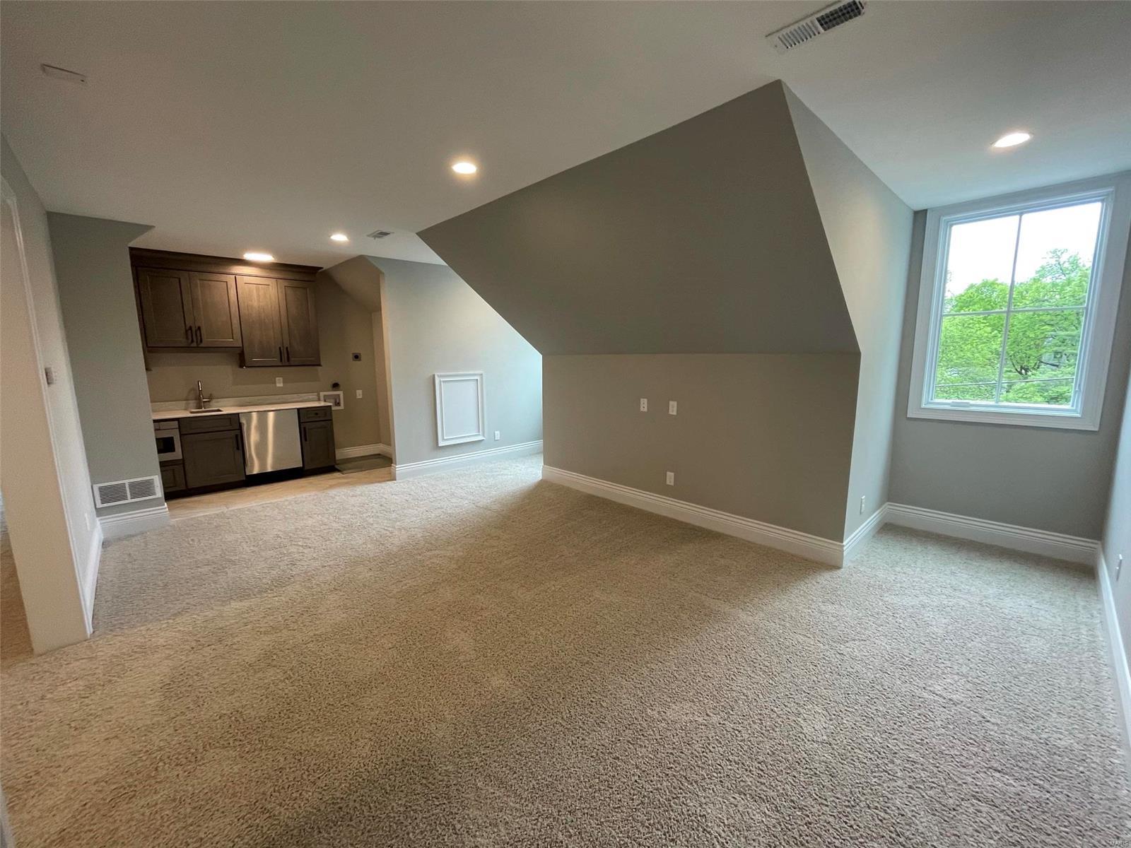 Laymont - Residential