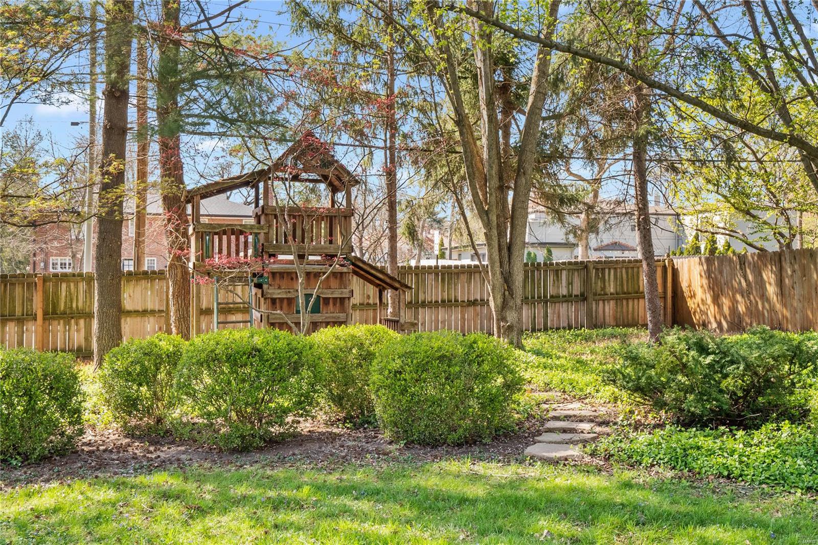 Town & Country - Residential