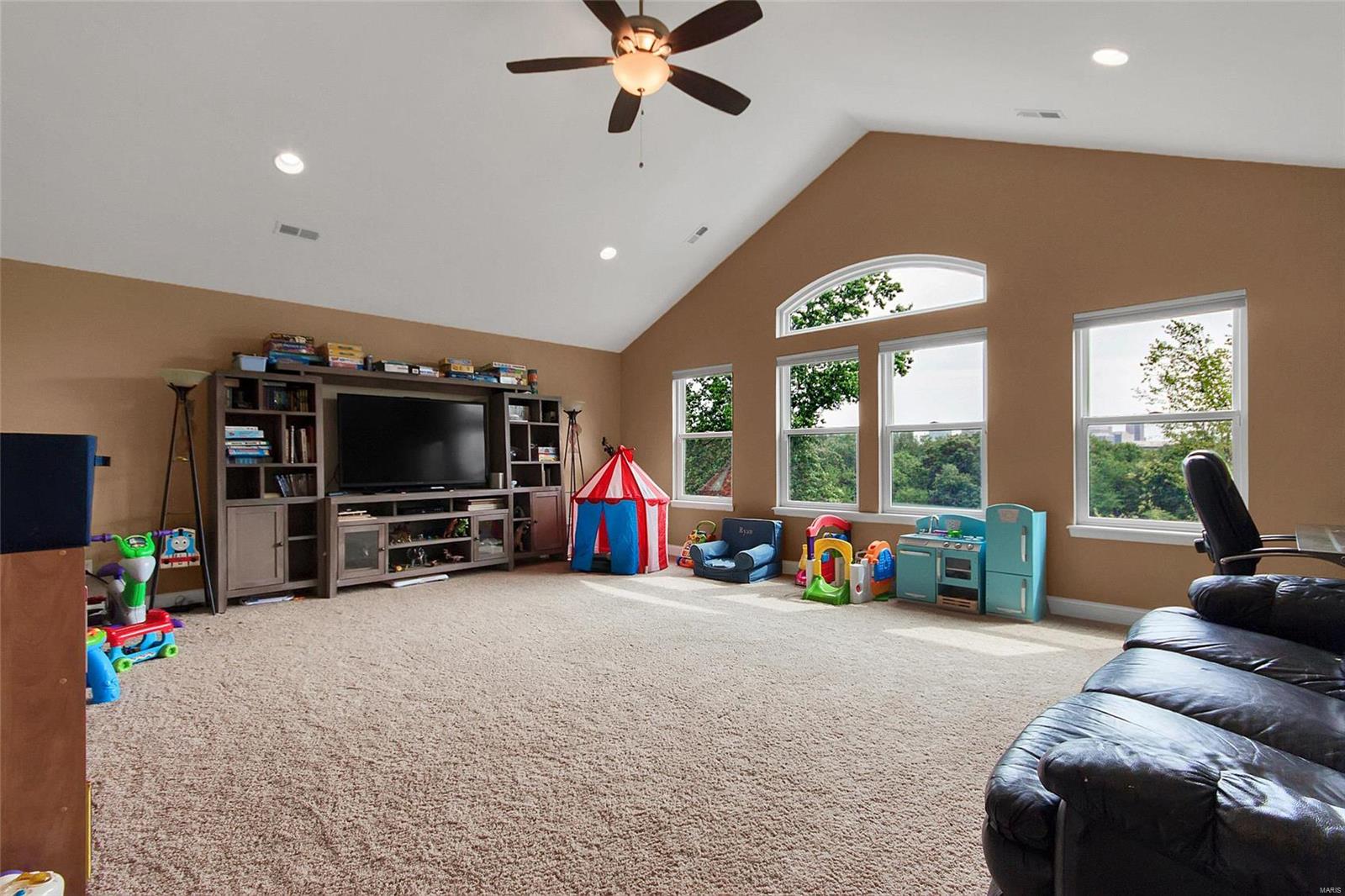 Valley View Place - Residential