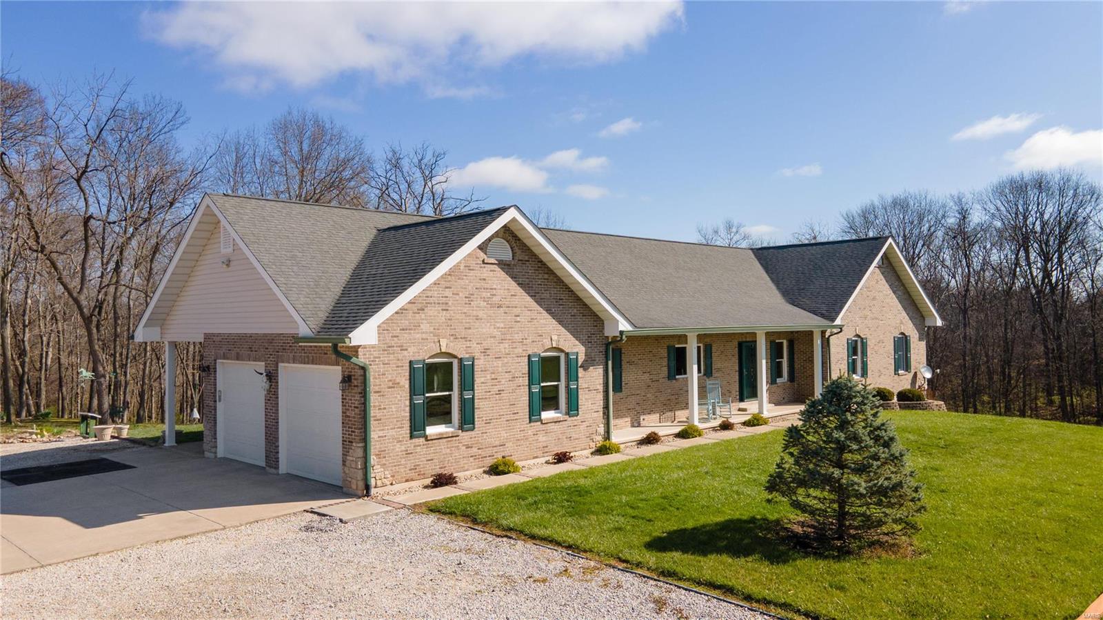 Silex, Missouri 63377, United States, 5 Bedrooms Bedrooms, ,4 BathroomsBathrooms,Residential,Pending,57869