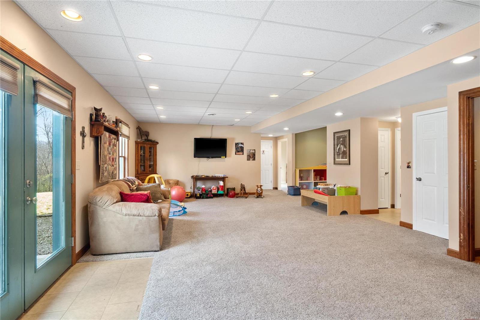 Silex, Missouri 63377, United States, 5 Bedrooms Bedrooms, ,4 BathroomsBathrooms,Residential,Pending,57869