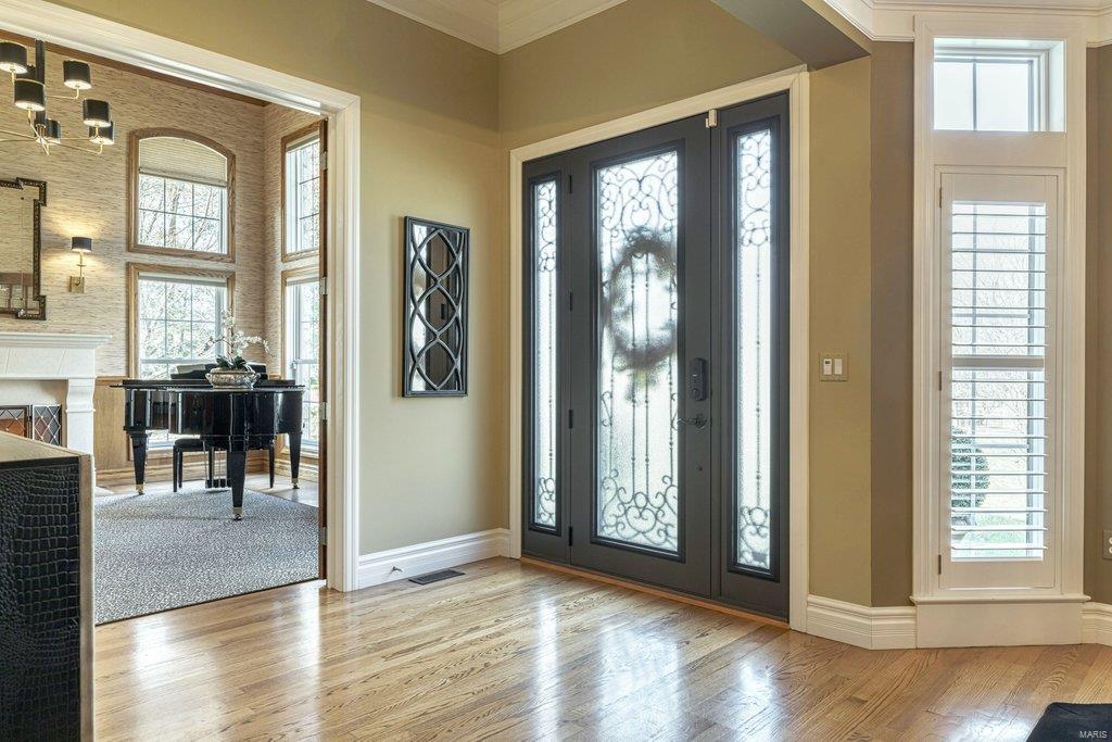 Villas At Meadowbrook The - Residential