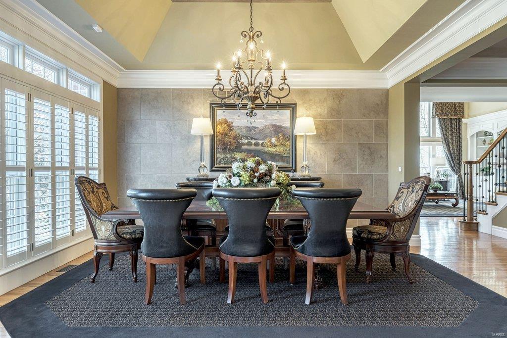 Villas At Meadowbrook The - Residential