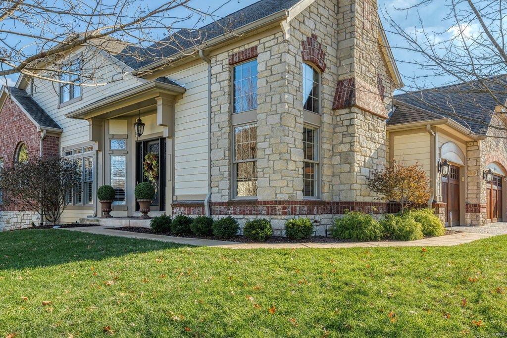 Villas At Meadowbrook The - Residential