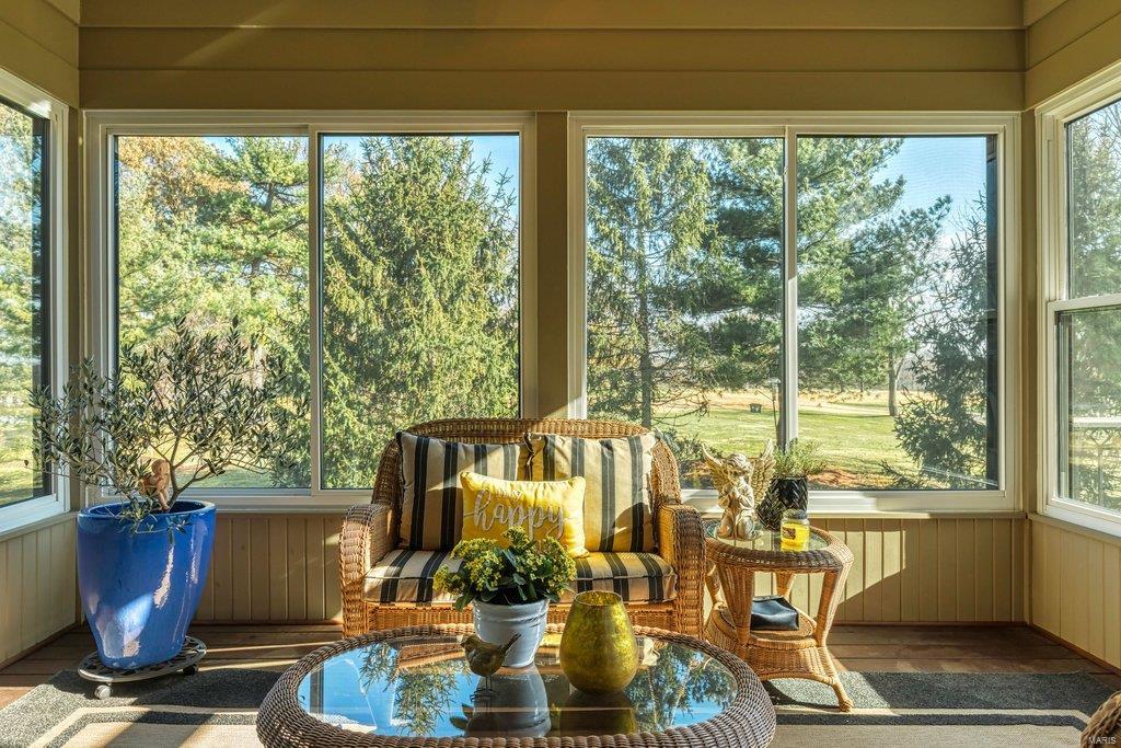 Villas At Meadowbrook The - Residential