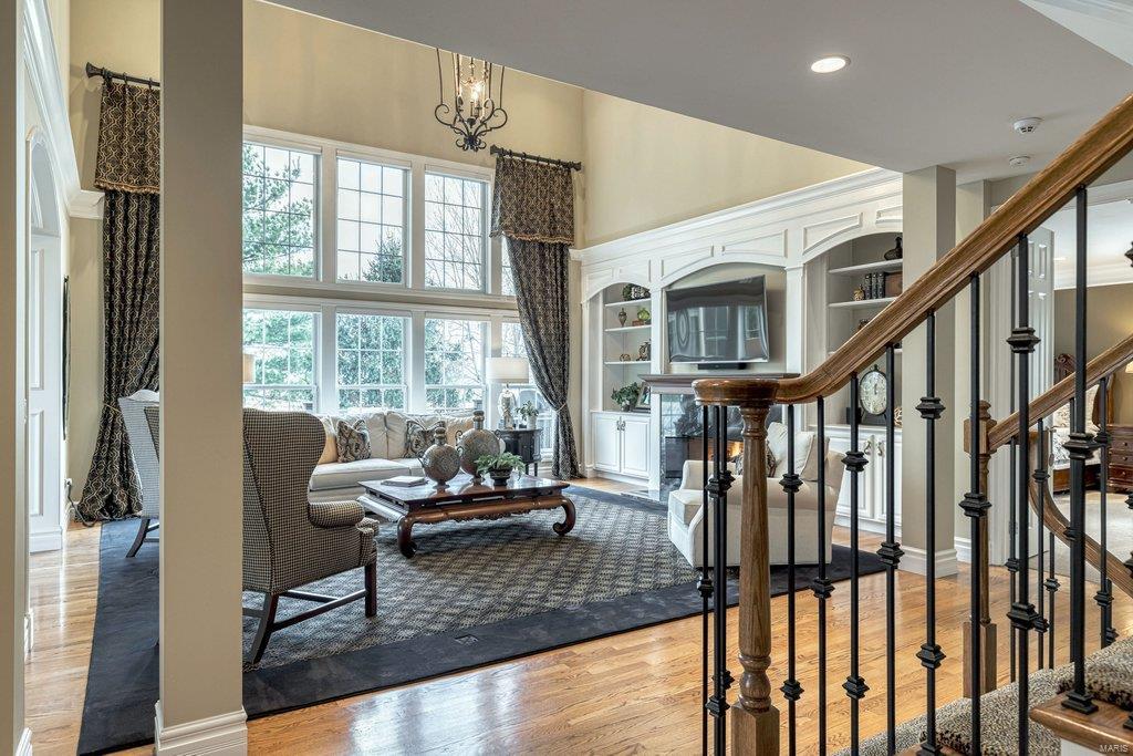 Villas At Meadowbrook The - Residential