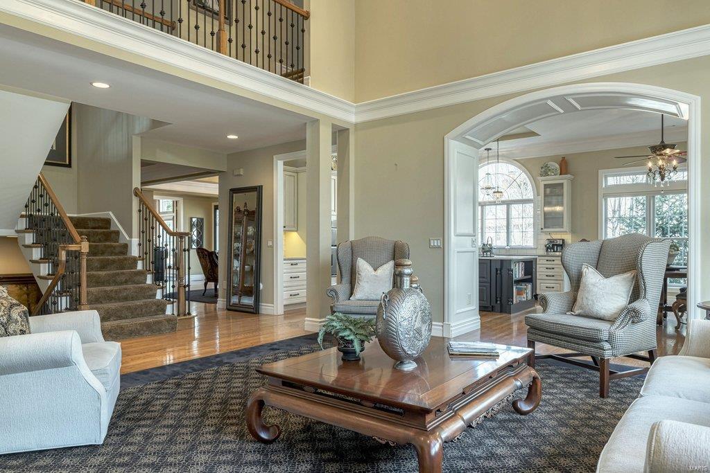 Villas At Meadowbrook The - Residential