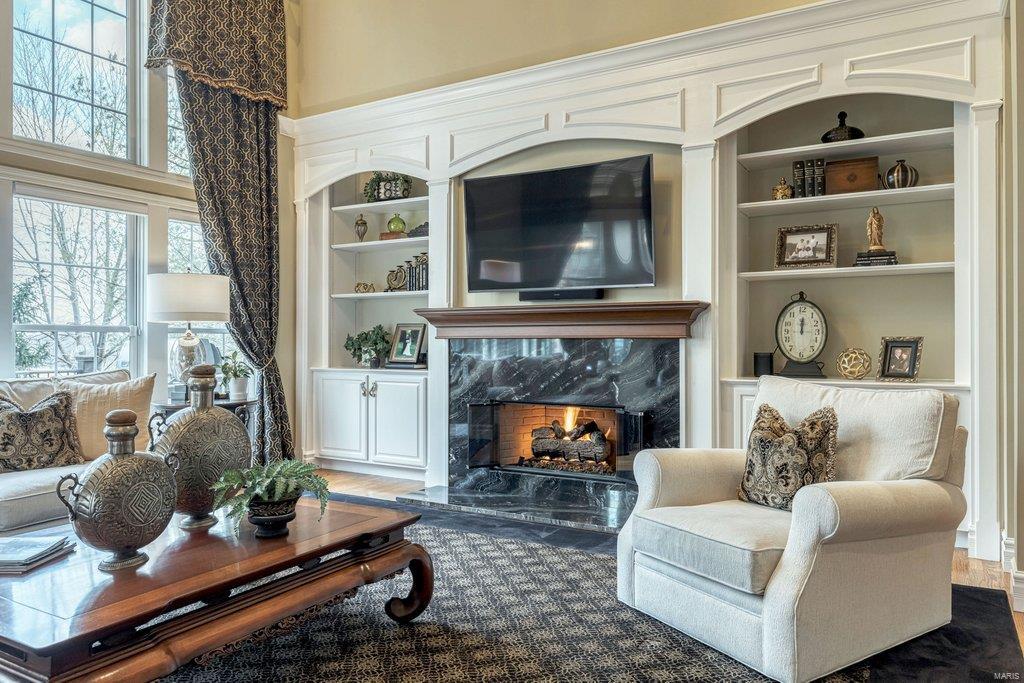 Villas At Meadowbrook The - Residential