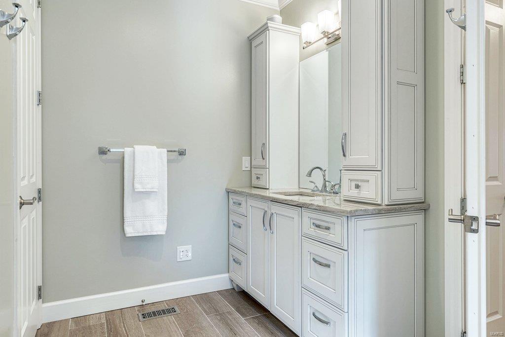 Villas At Meadowbrook The - Residential