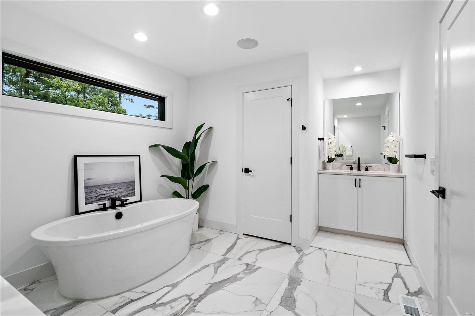 Radcliffe 3 - Residential