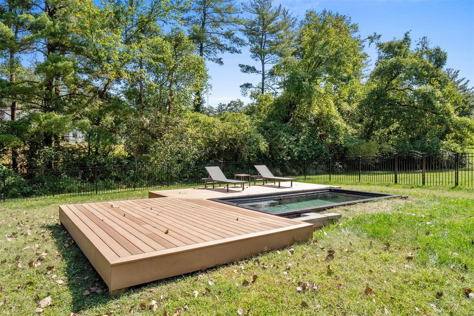 Radcliffe 3 - Residential