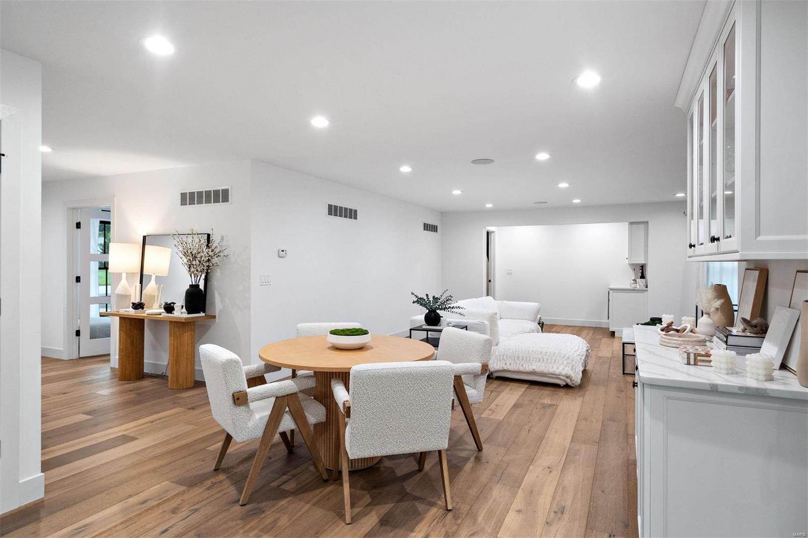 Radcliffe 3 - Residential