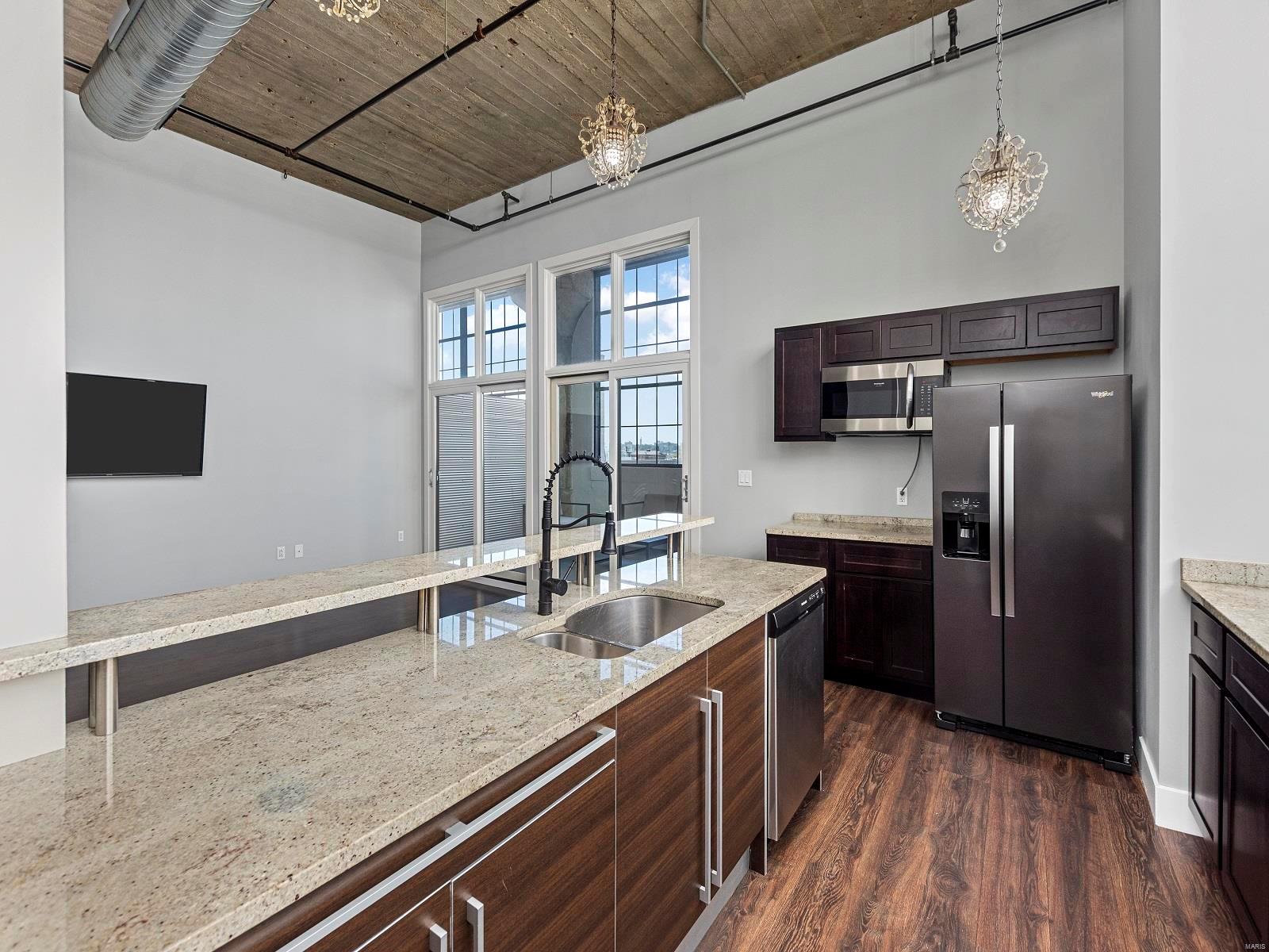 First Amendment/West End Lofts - Residential