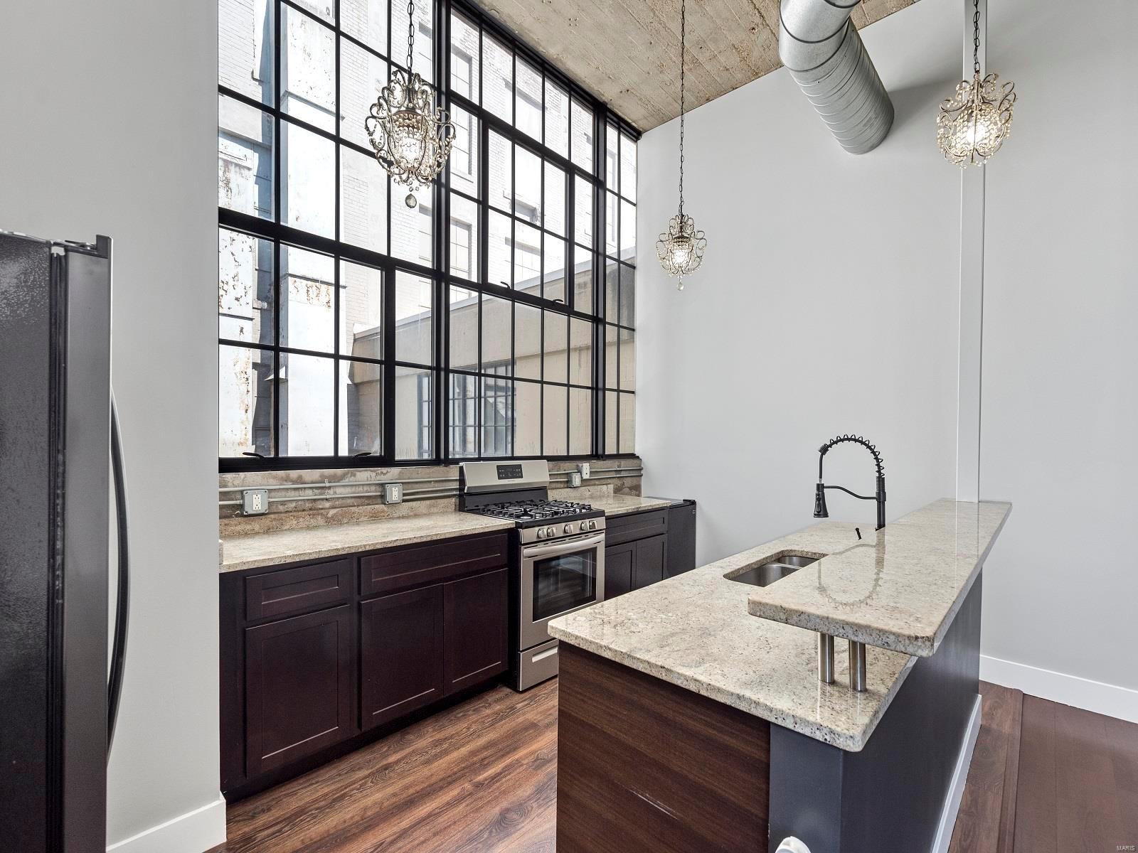 First Amendment/West End Lofts - Residential