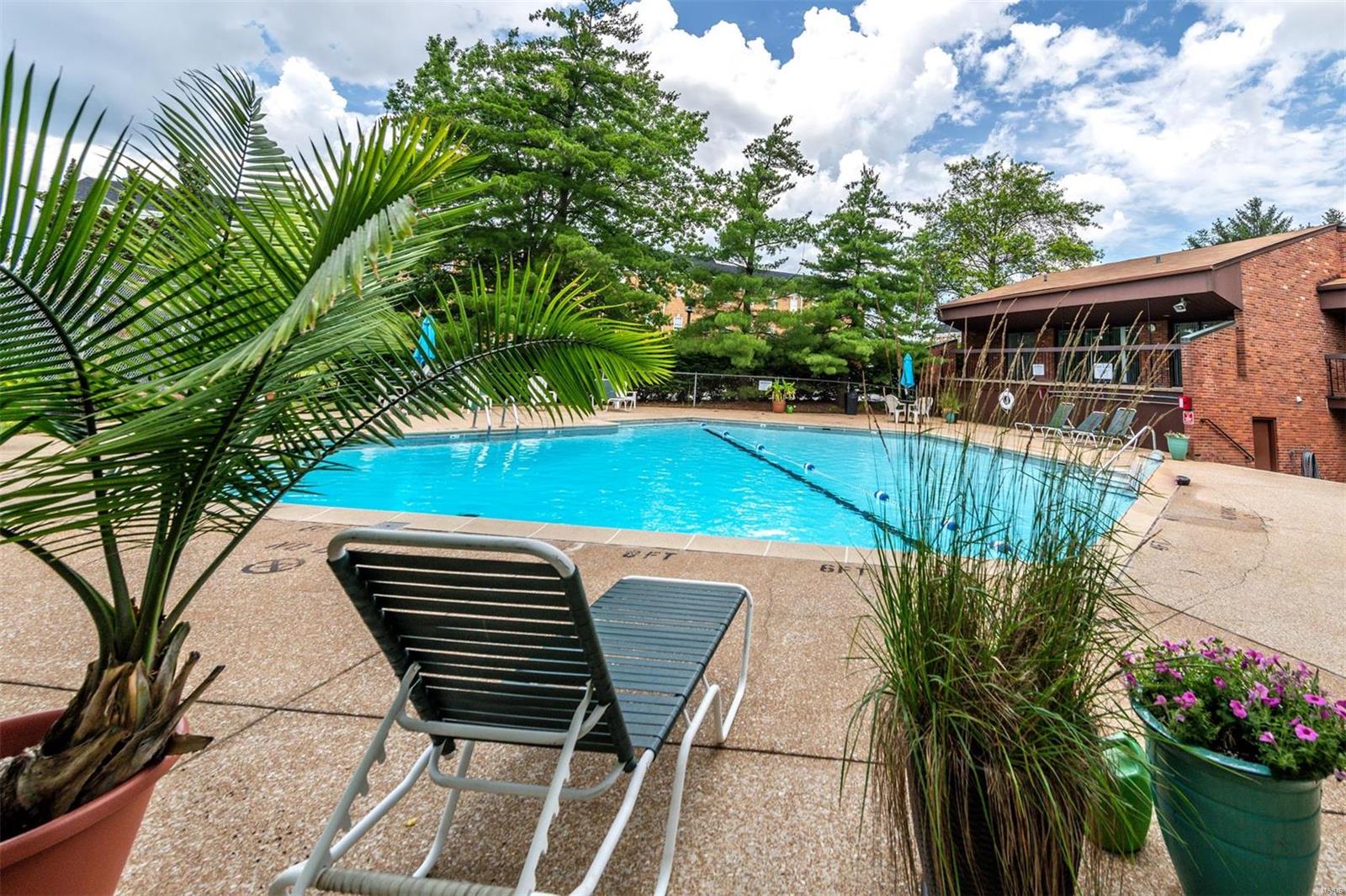 Coeur De Royale Condo Ph Iii - Residential