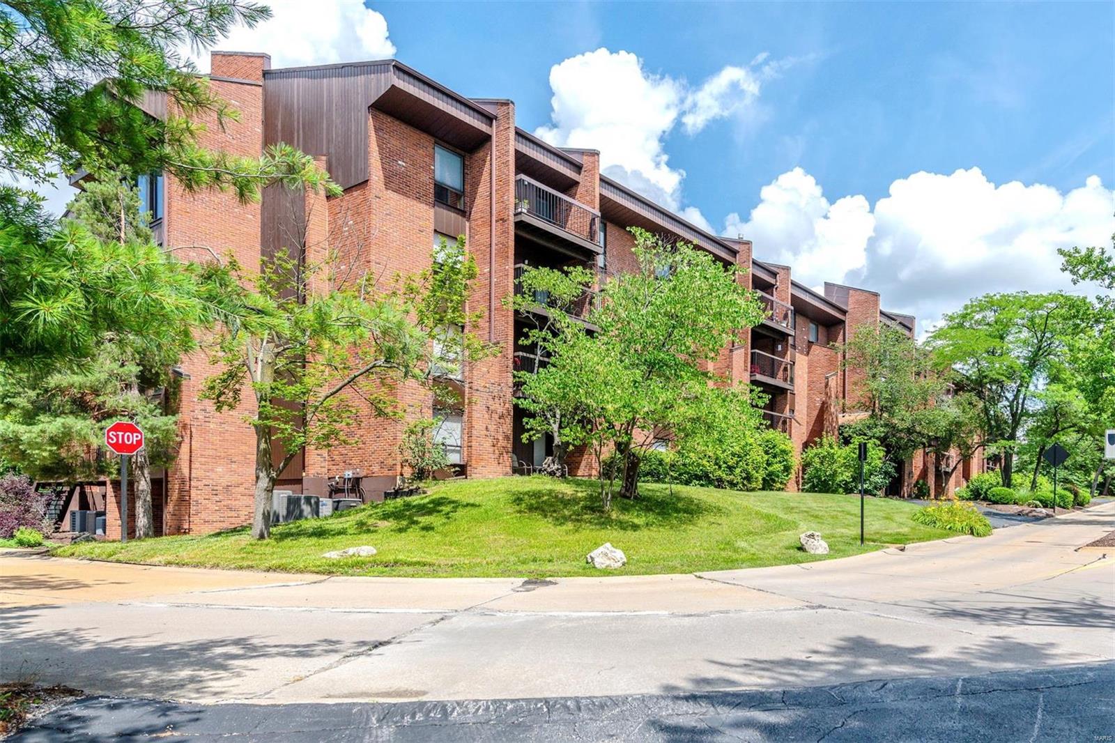 Coeur De Royale Condo Ph Iii - Residential