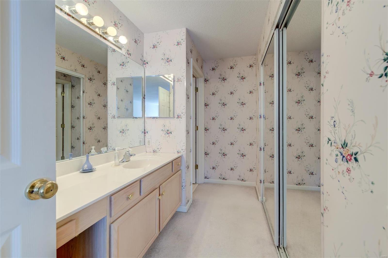 Coeur De Royale Condo Ph Iii - Residential