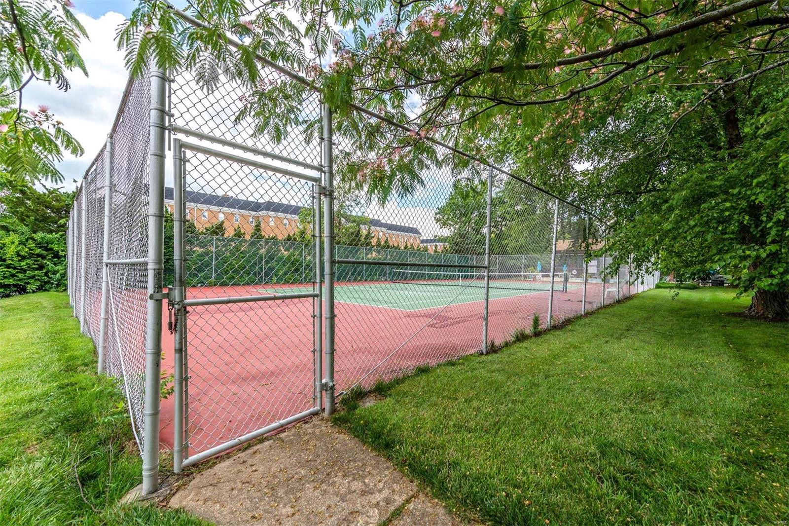 Coeur De Royale Condo Ph Iii - Residential