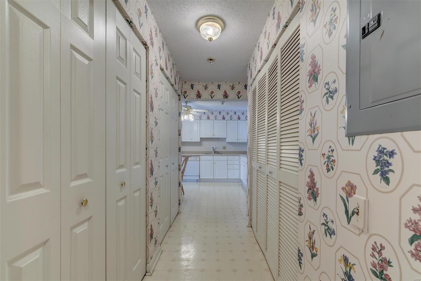 Coeur De Royale Condo Ph Iii - Residential