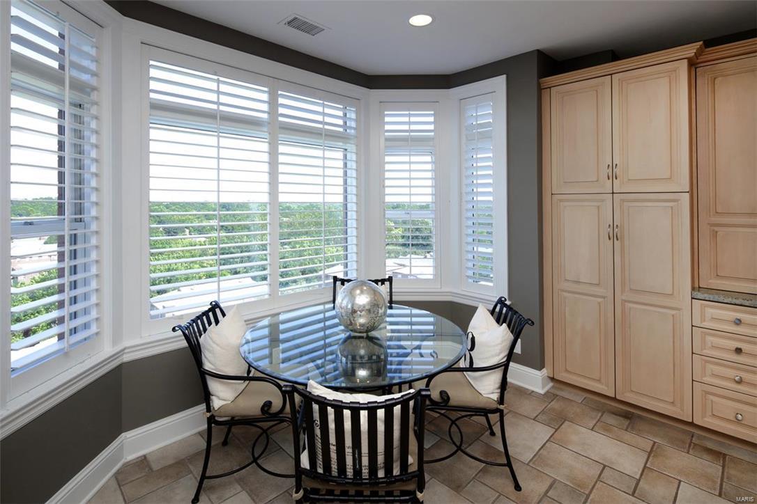 Residence At 800 S Hanley A Condo - Residential