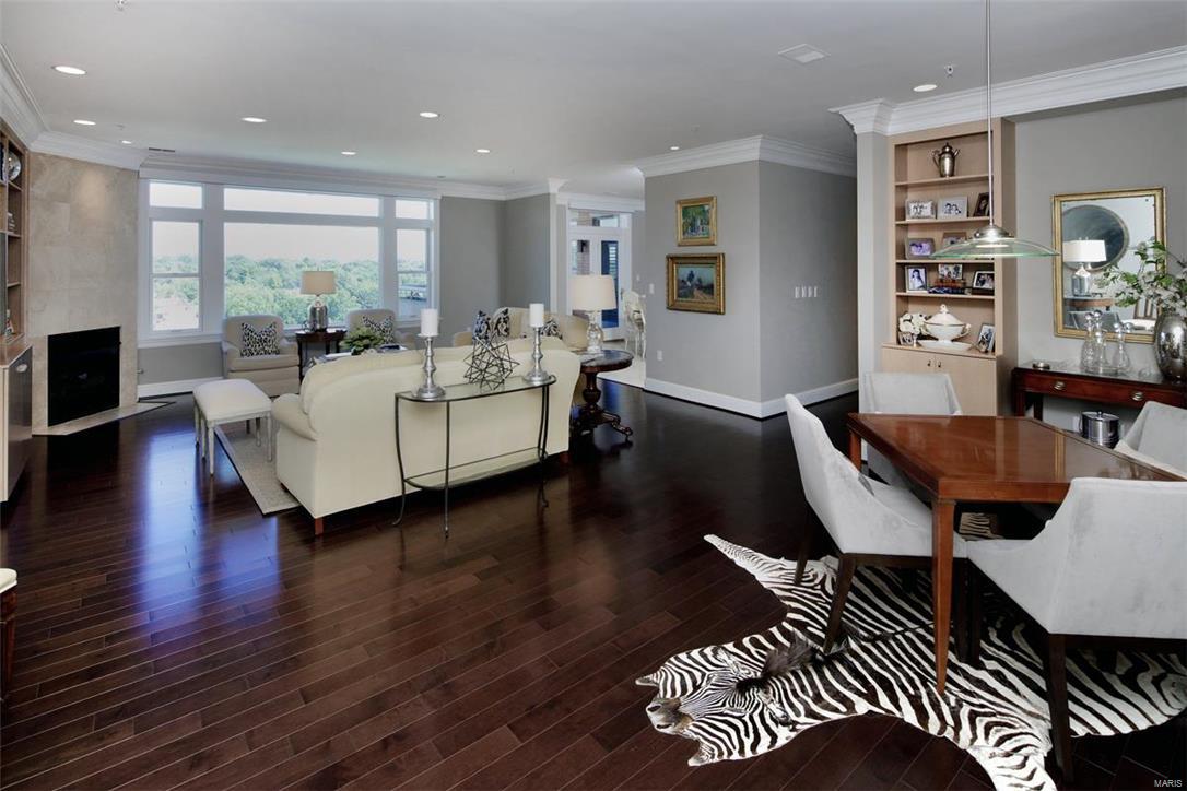 Residence At 800 S Hanley A Condo - Residential