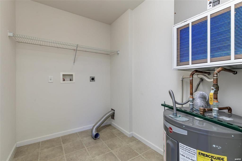 Herculaneum, Missouri 63048, United States, 2 Bedrooms Bedrooms, ,2 BathroomsBathrooms,Residential,Pending,29326