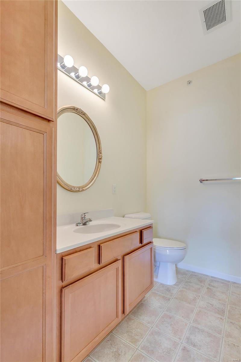 Bridgewater Cove A Condo 4th - Residential