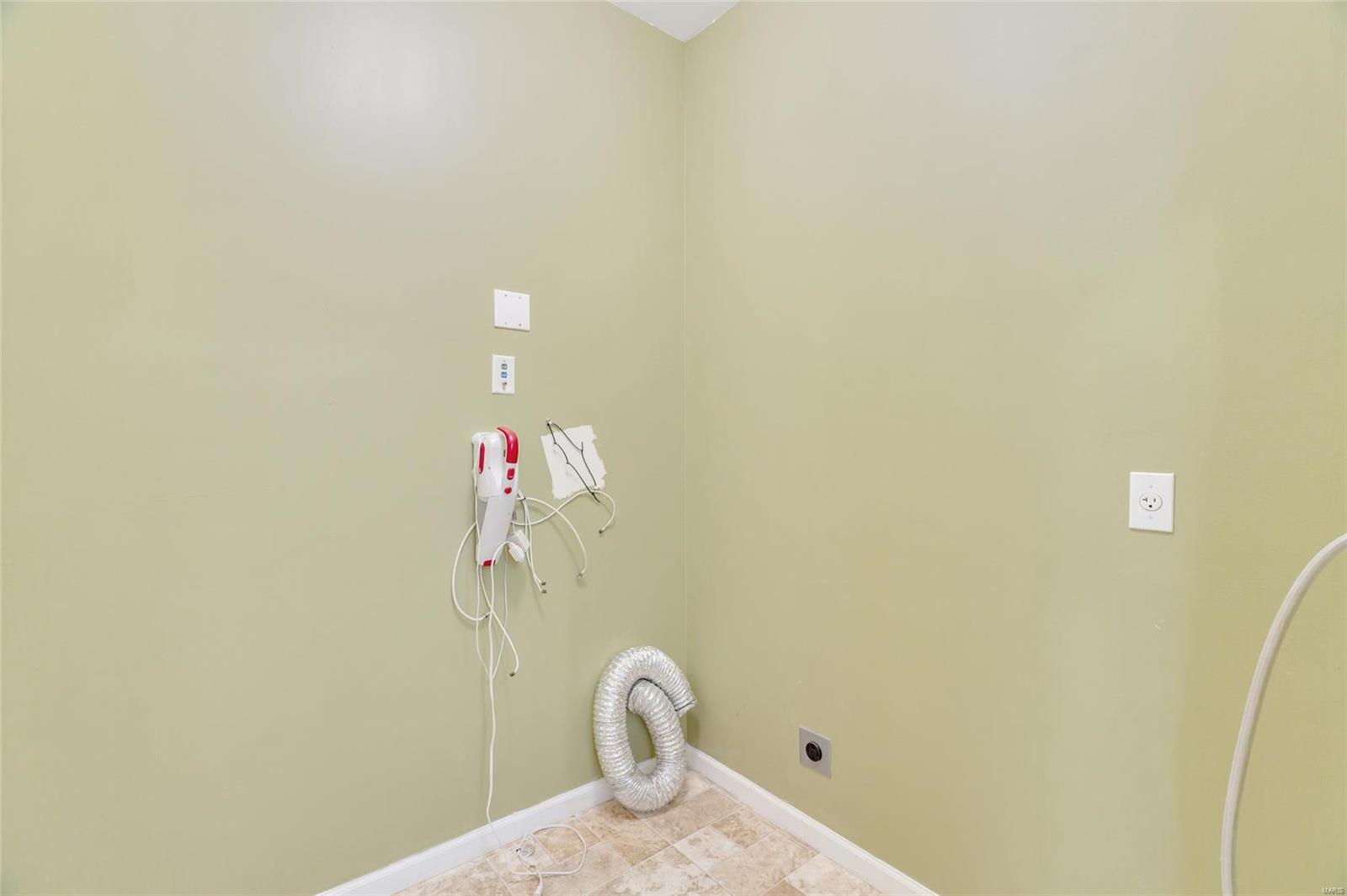 Bridgewater Cove A Condo 4th - Residential