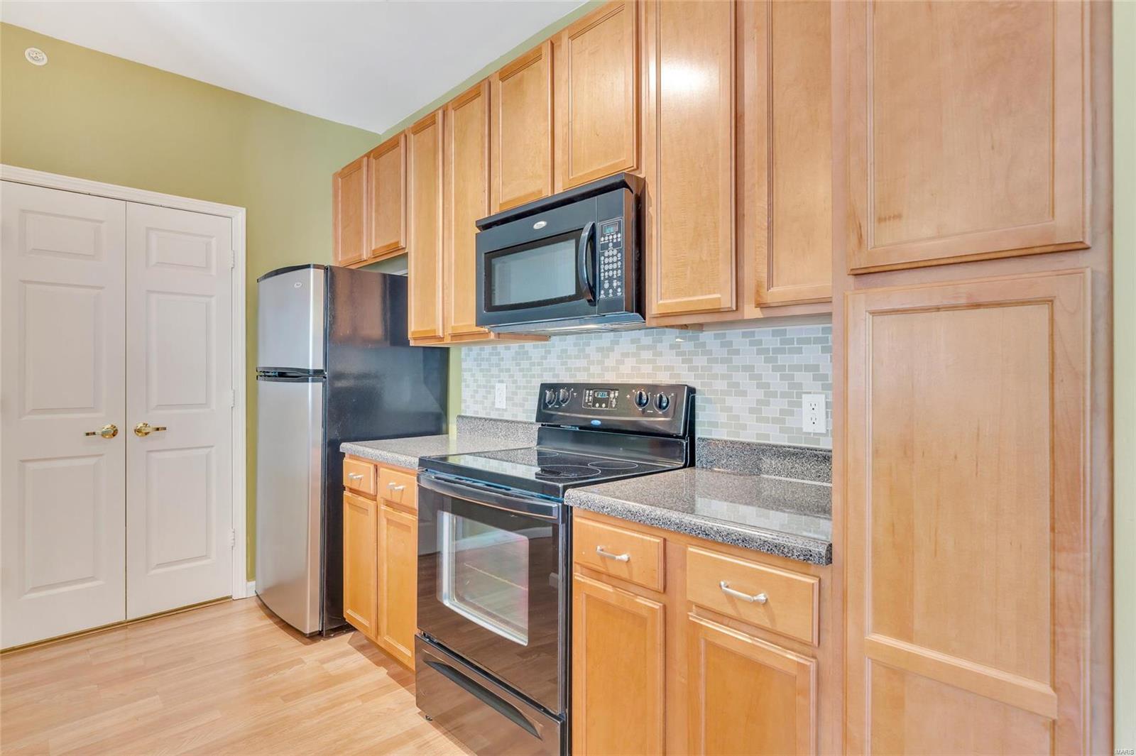 Bridgewater Cove A Condo 4th - Residential