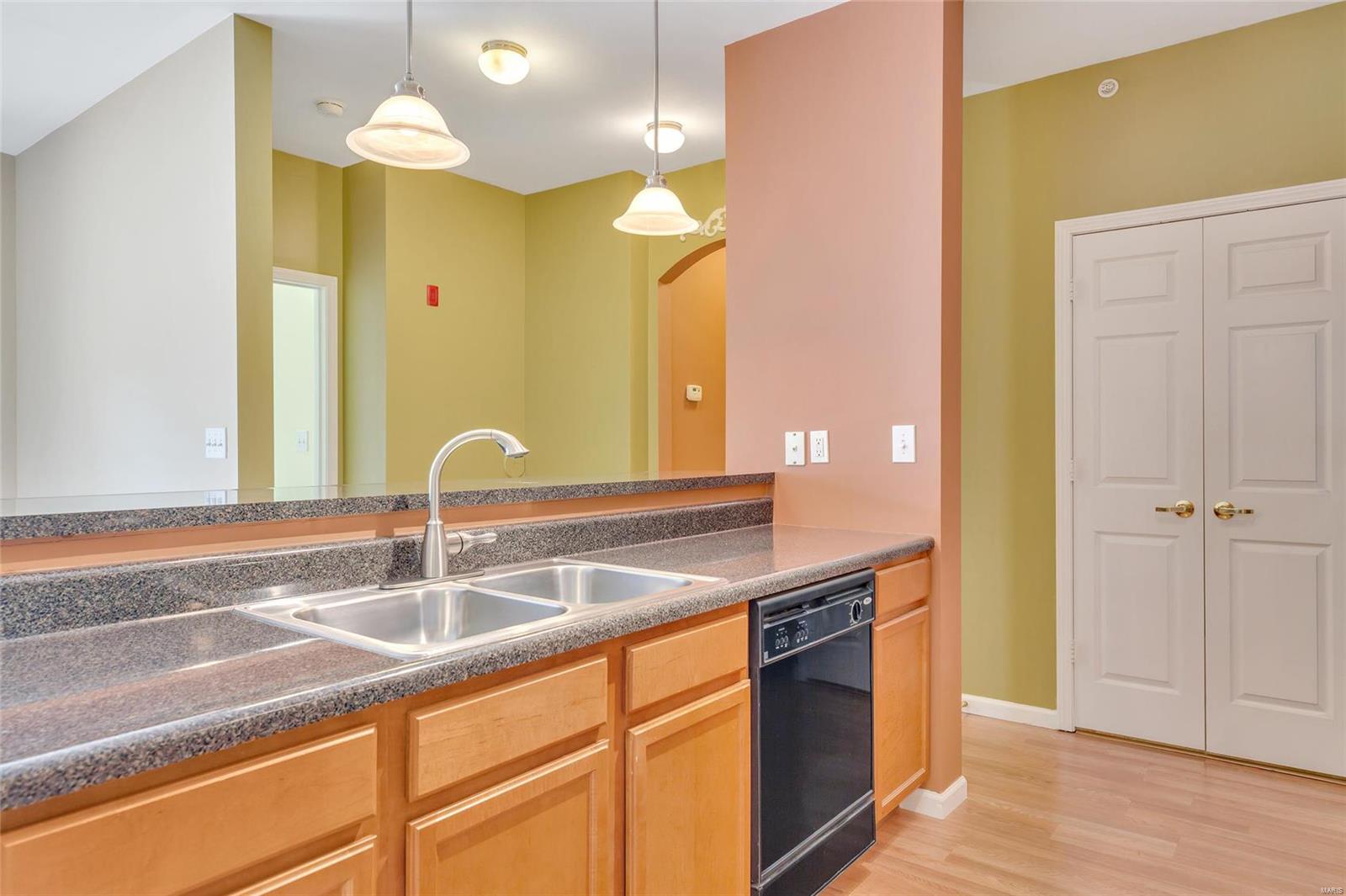 Bridgewater Cove A Condo 4th - Residential