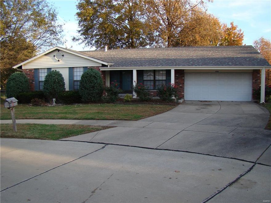 3606 Visson:
Freshly rehabbed 3 bd 2 ba home with covered front porch and covered patio, in Parc Argonne Subdivision. 
Ranch floor plan features full common bath, hard wood floors in living room and hearth room with wood-burning fireplace which opens to updated kitchen with breakfast room, included stainless steel appliances, granite counters, with access to rear patio, mainfloor laundry hookups/ mudroom to 2 car garage with opener, and full dry unfinished basement. Main Floor completed with all three bedrooms including the master-suite with ceiling fan, mirrored closet, and private shower-only bath. Pet Friendly(fees apply), available for immediate possession with 12 month lease.