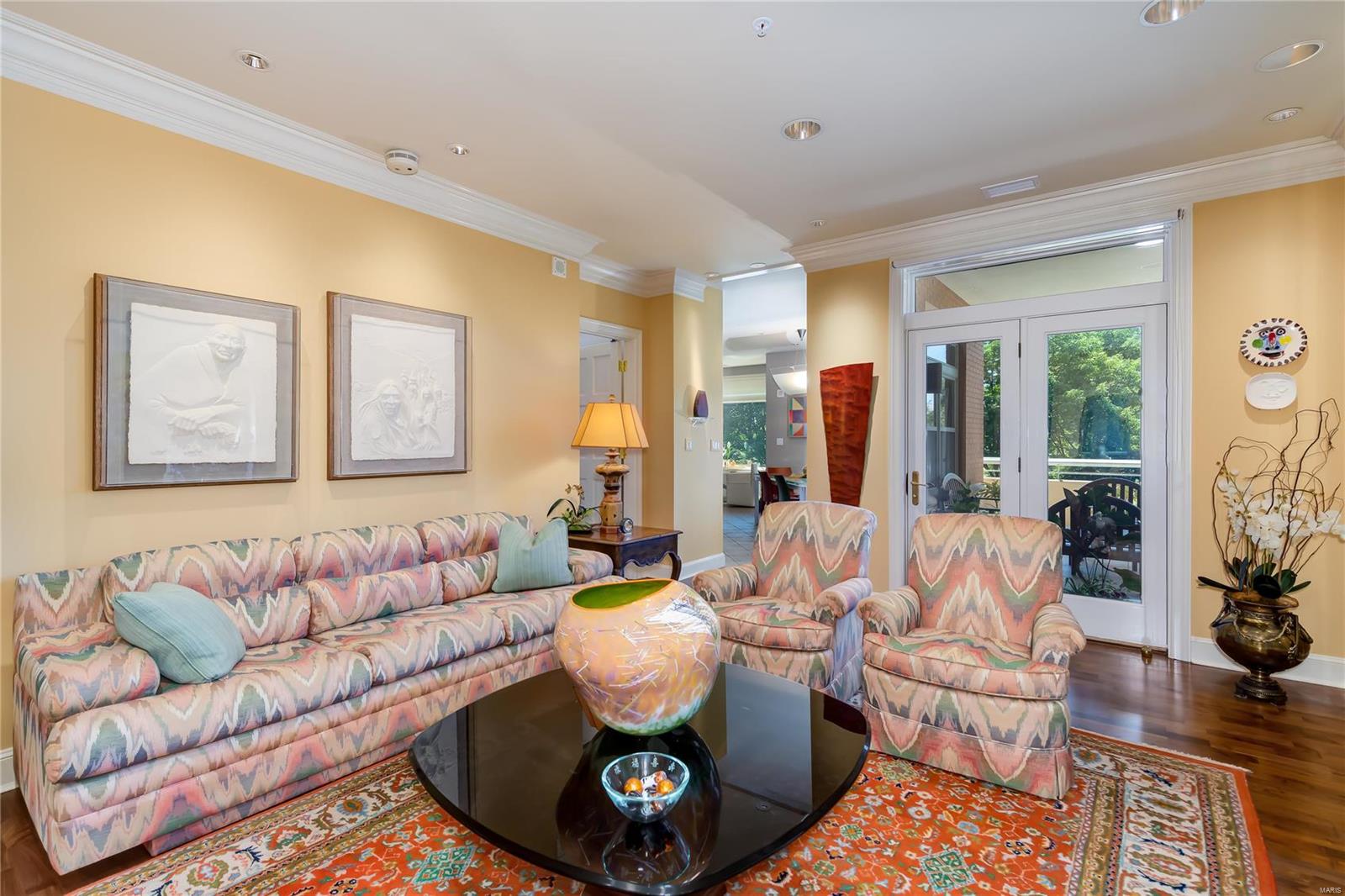 Residence At 800 S Hanley A Condo - Residential