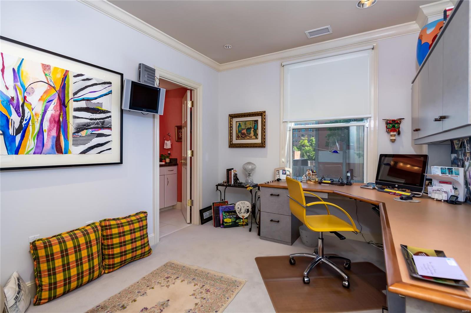 Residence At 800 S Hanley A Condo - Residential