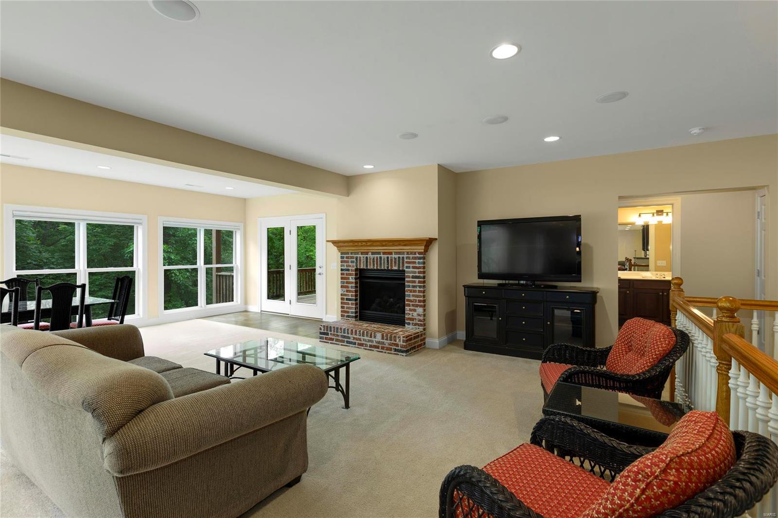 Eagle Glen Estates - Residential