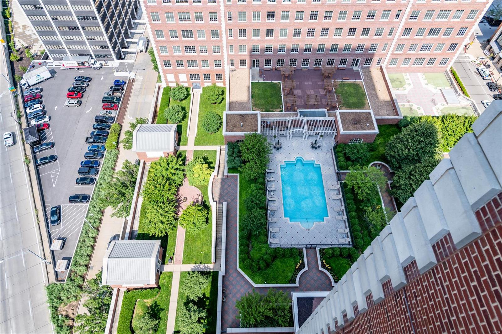 The Plaza In Clayton - Residential