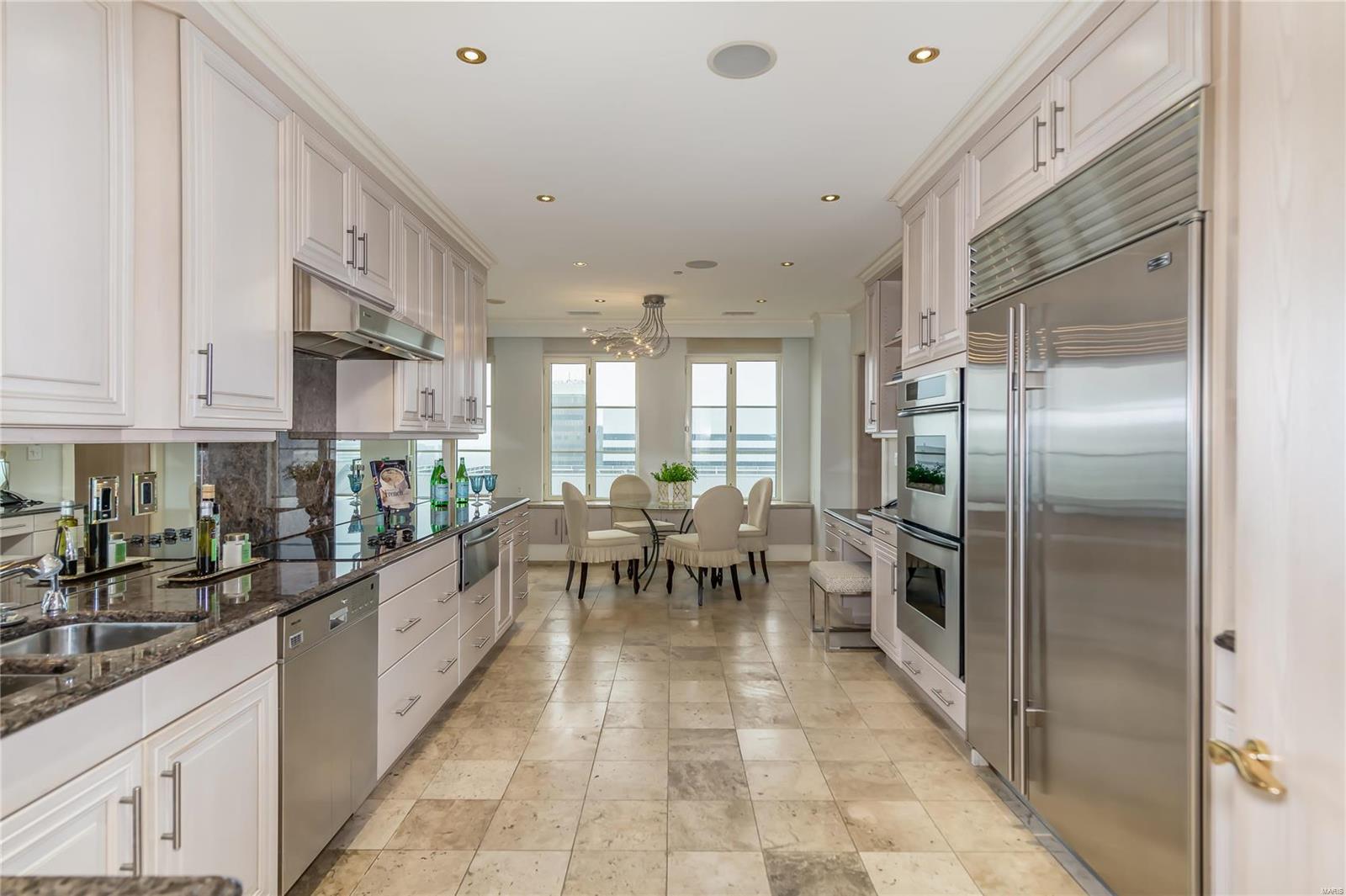 The Plaza In Clayton - Residential