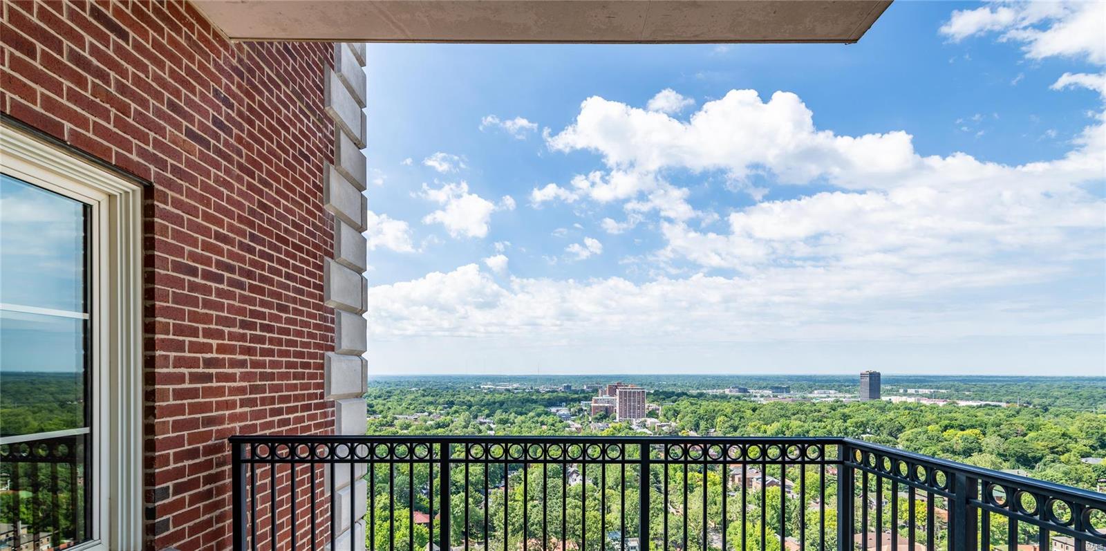 The Plaza In Clayton - Residential