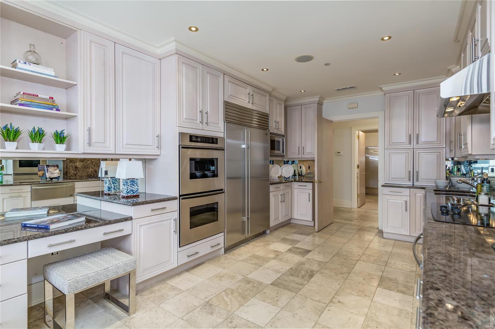 The Plaza In Clayton - Residential