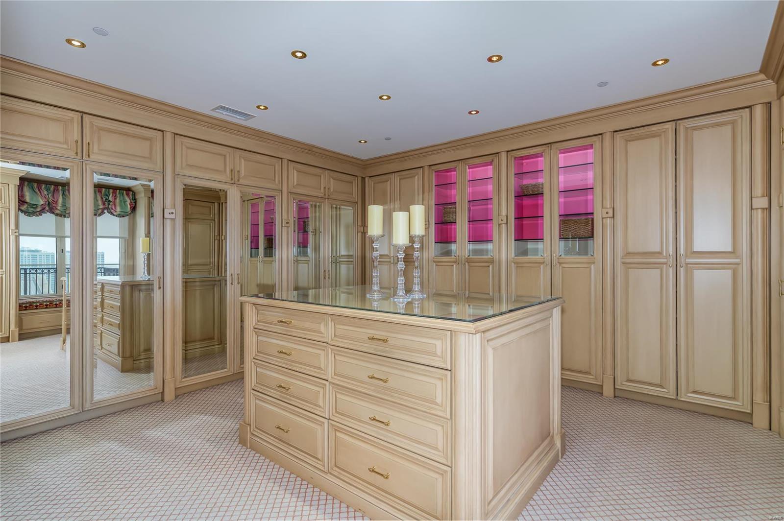 The Plaza In Clayton - Residential