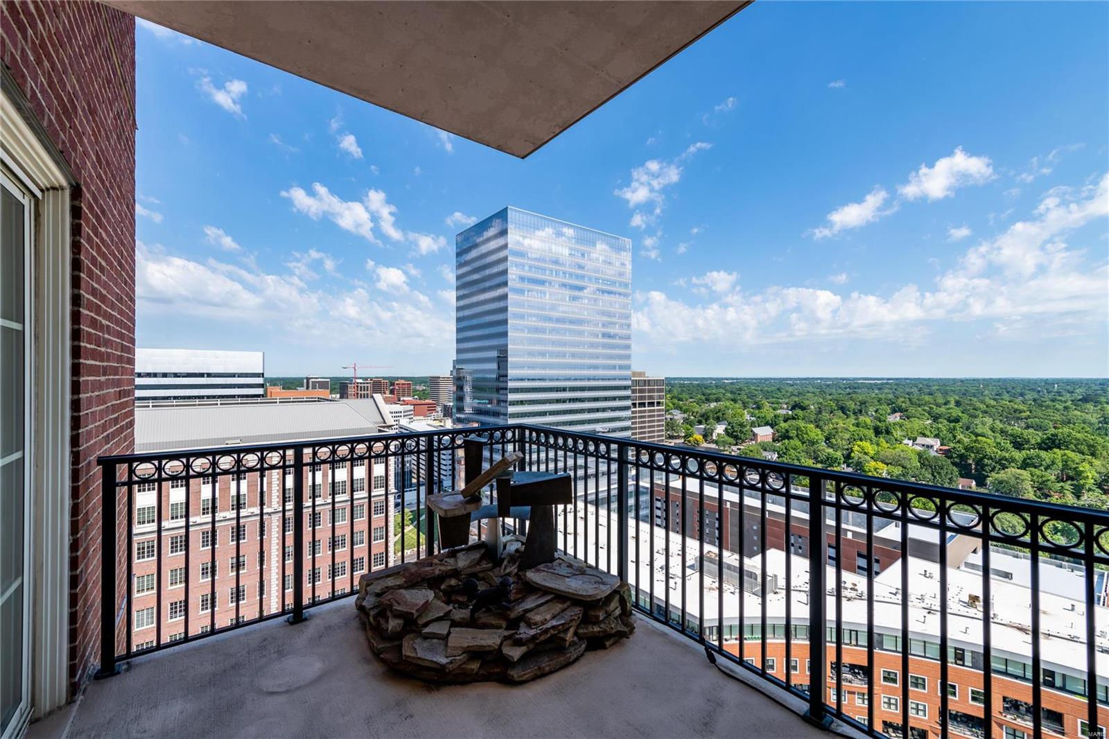 The Plaza In Clayton - Residential