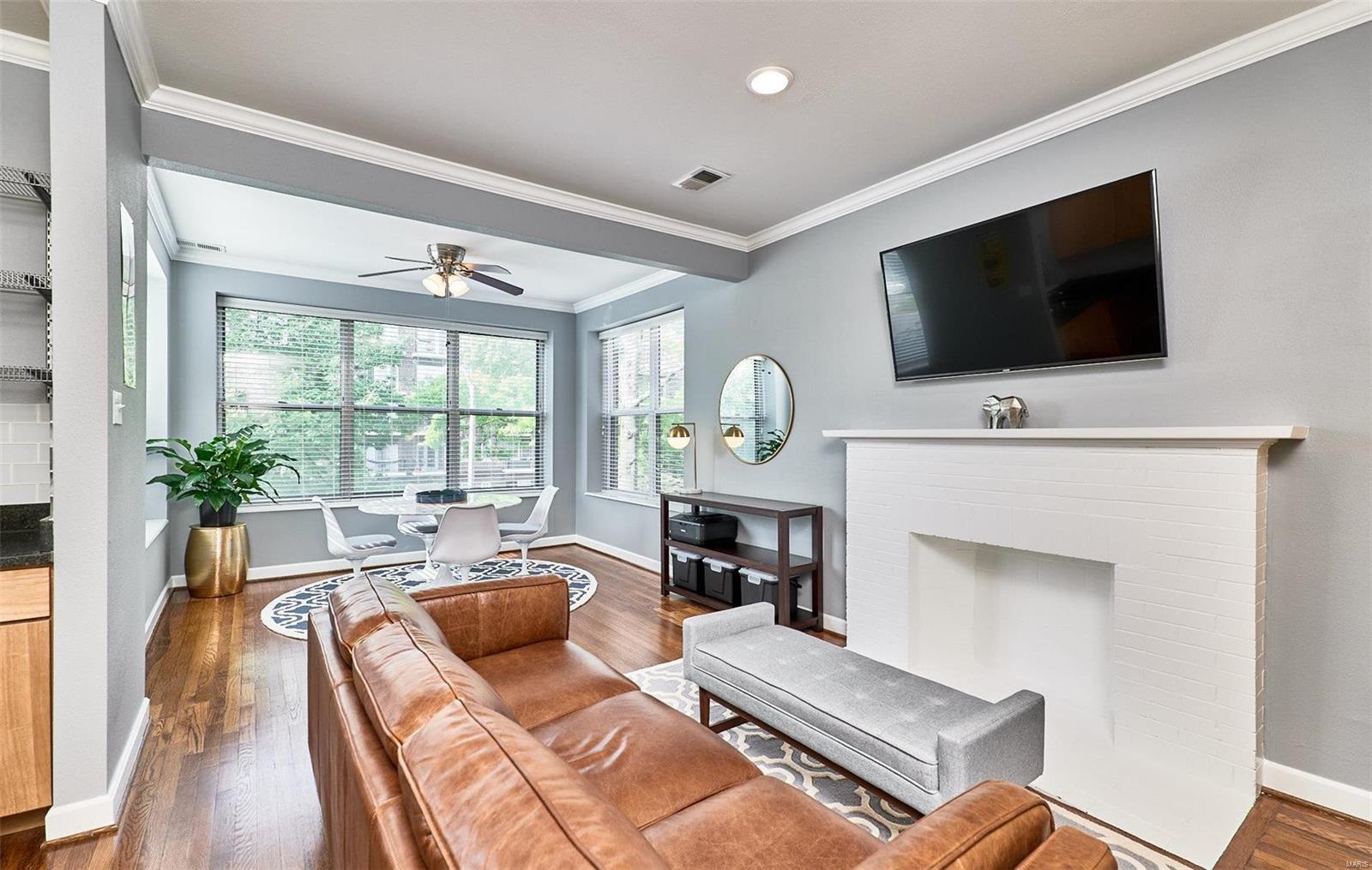 First Amendment/Pershing Ave - Residential