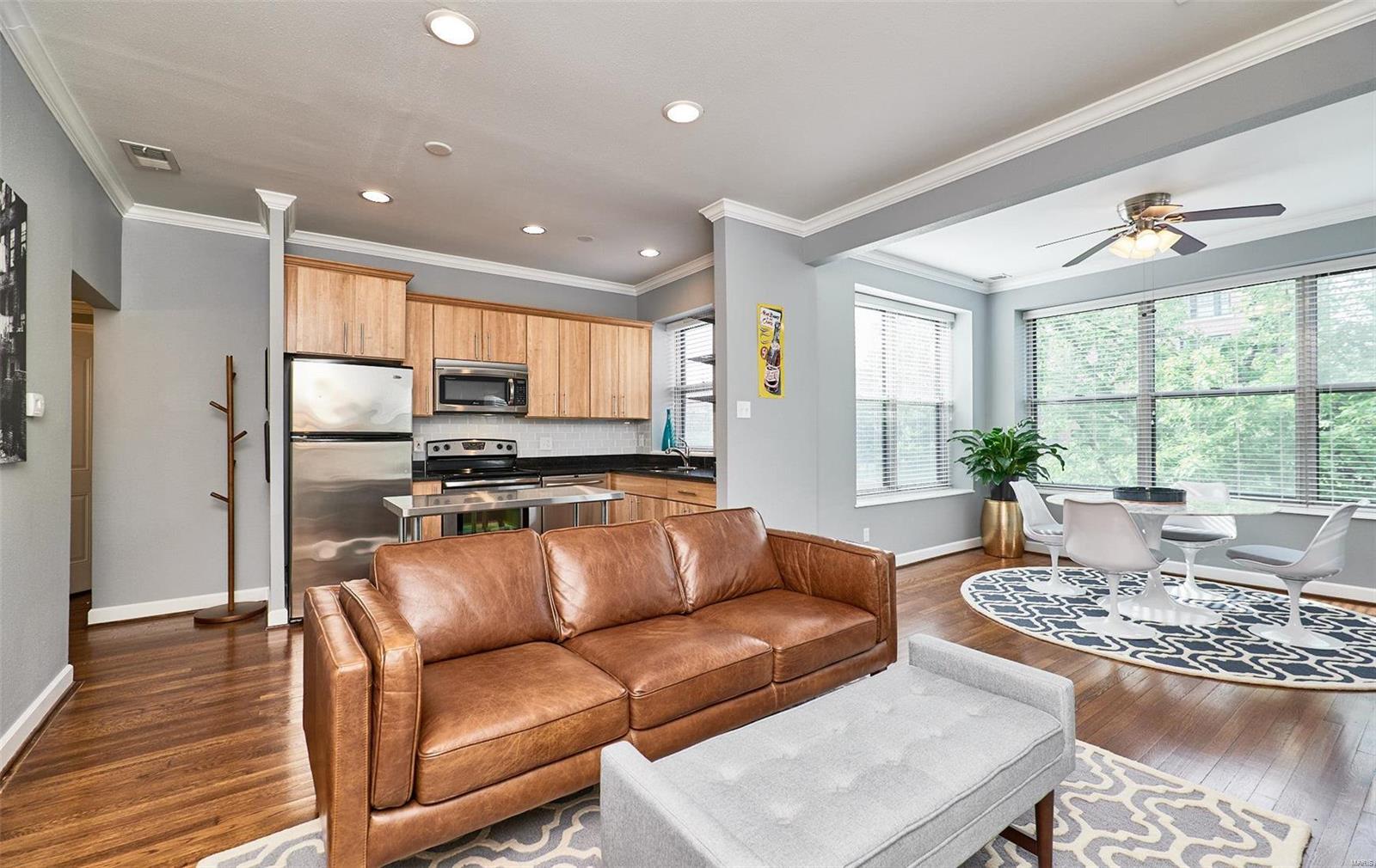 First Amendment/Pershing Ave - Residential