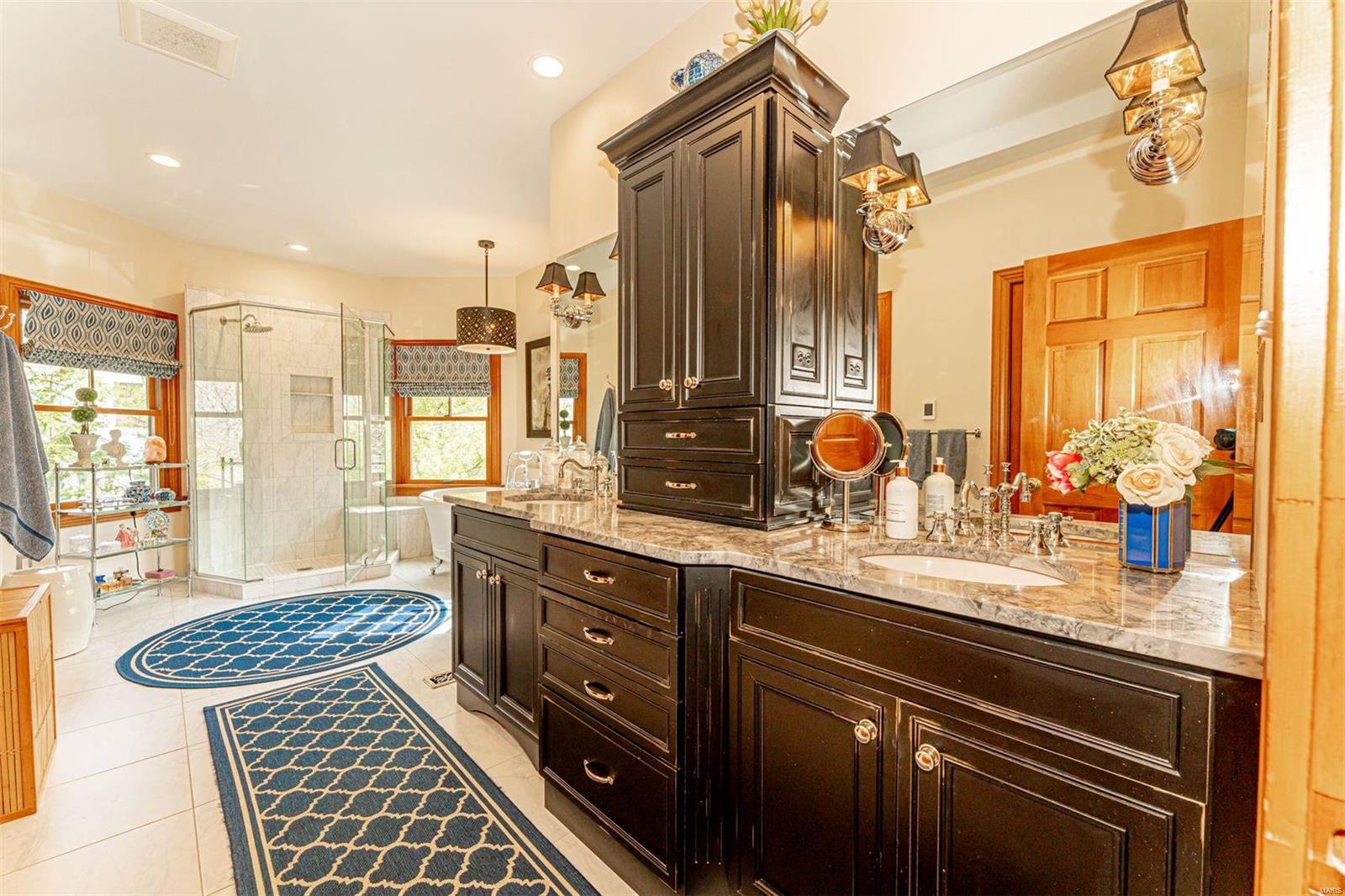 Saunders Lts A & B Bdy Adj - Residential