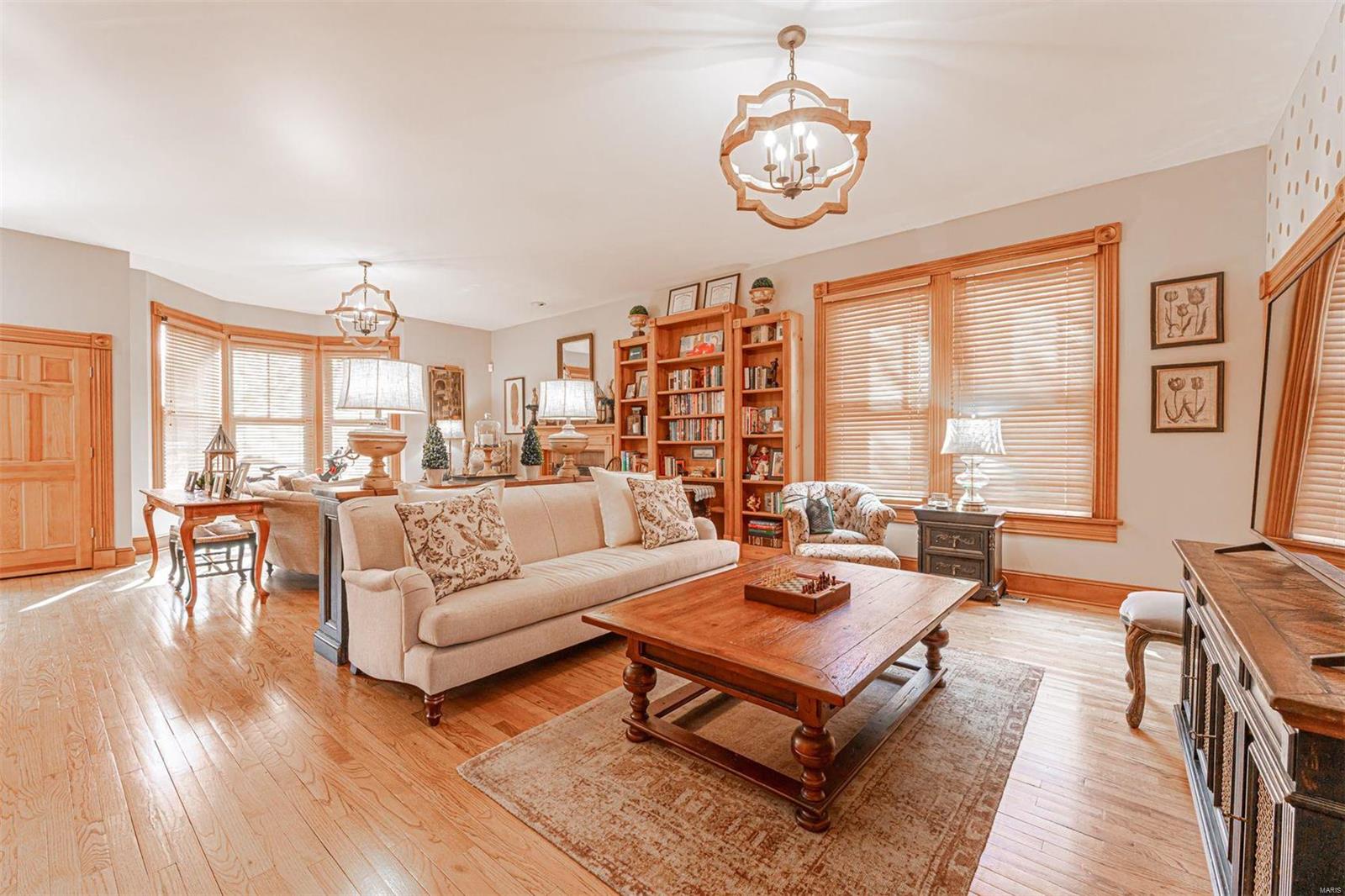 Saunders Lts A & B Bdy Adj - Residential