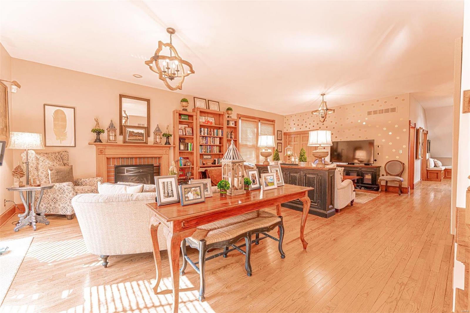 Saunders Lts A & B Bdy Adj - Residential