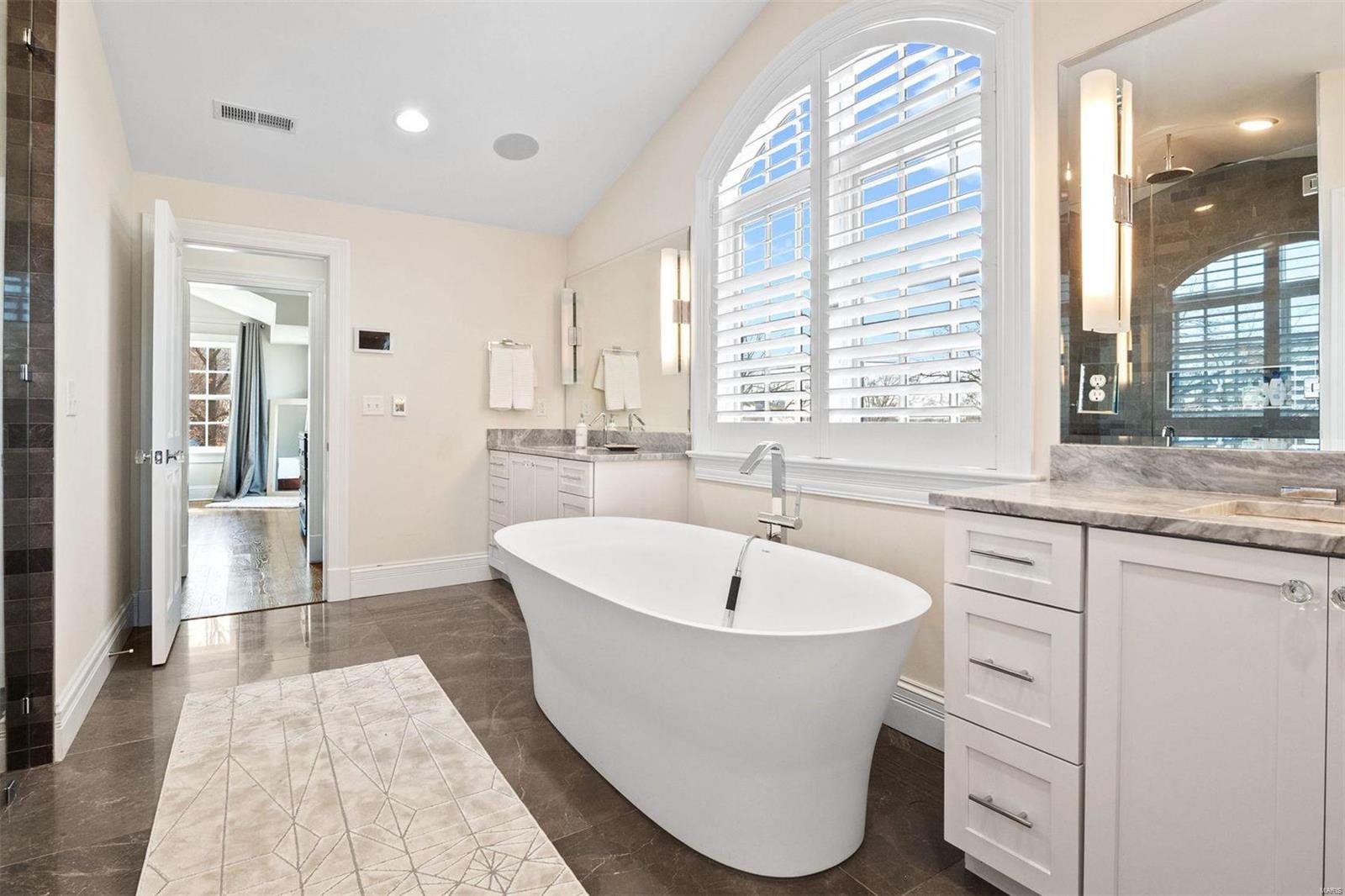 Clayton Gardens 2 - Residential